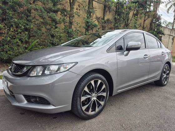 HONDA CIVIC 2.0 LXR 16V FLEX 4P AUTOMÁTICO HONDA CIVIC 2.0 LXR 16V FLEX 4P AUTOMÁTICO